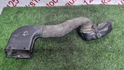 Воздухозаборник Hyundai Tucson JM D4EA 282102E000, 282112E200 2 ракурс Воздухозаборник Hyundai Tucson JM D4EA 282102E000, 282112E200 2 ракурс