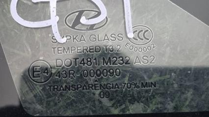 Форточка кузова правая передняя Hyundai Grand Starex TQ D4CB 43R000090 3 ракурс