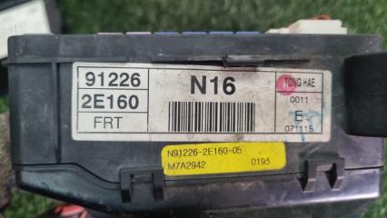 Блок предохранителей Hyundai Tucson JM D4EA 912262E160, 912102E101 3 ракурс