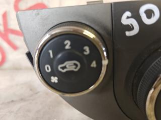 Блок управления климат-контролем Kia SOUL AM G4FC 972502kxxx 2 ракурс