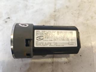 Кнопка старта Toyota Prius ZVW30 2ZRFXE 15a8543 3 ракурс