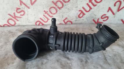 Патрубок воздушного фильтра Hyundai Starex A1 D4CB 281384a600 2 ракурс