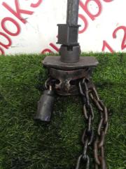 Крепление запасного колеса Kia Bongo PU J3 628004E040 3 ракурс