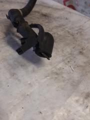 Клемма Hyundai Starex A1 D4CB 372104A301 2 ракурс