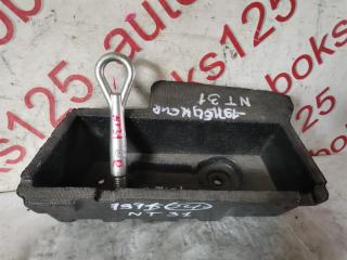 Крюк буксировочный Nissan X-Trail NT31 MR20DE 2 ракурс