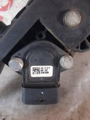 Педаль газа Hyundai Grand Starex TQ D4CB 351904x600 3 ракурс