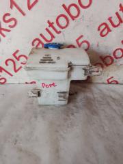 Бачок омывателя Hyundai Porter D4CB 986104f000 1 ракурс