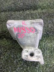 Кронштейн опоры двигателя правый Ssang Yong Musso Sports 2003