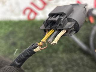 Проводка под капотом Chevrolet Cruze J300 F18D4 3 ракурс