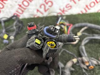 Проводка под капотом SsangYong Actyon CK D20DTF 8230132052 5 ракурс
