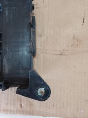 Подставка под аккумулятор HYUNDAI Santa Fe CM D4EB 371502B100 3 ракурс