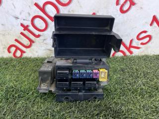 Блок предохранителей DAEWOO WINSTORM KLAC Z20S 0281003041 3 ракурс