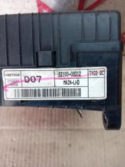 Блок предохранителей SsangYong Rexton RJN 8210008D12 3 ракурс