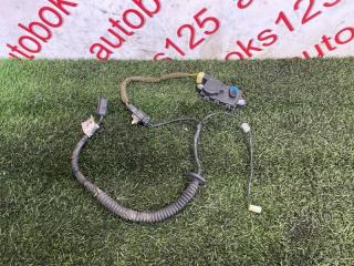 Замок двери SsangYong Actyon Sports D20DT 20100615 32E60360098 1 ракурс