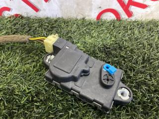 Замок двери SsangYong Actyon Sports D20DT 20100615 32E60360098 2 ракурс