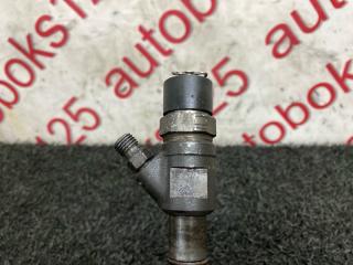 Форсунка Hyundai Grand Starex TQ D4CB 338004A500 3 ракурс