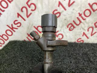 Форсунка Kia Sorento BL D4CB 338004A500 3 ракурс