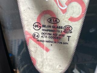 Стекло собачника правое заднее Kia Soul AM G4FC 43R000083 2 ракурс