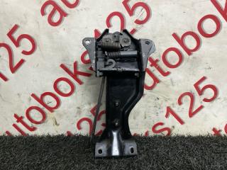 Замок капота Kia Sorento BL D4CB 811303E000 2 ракурс