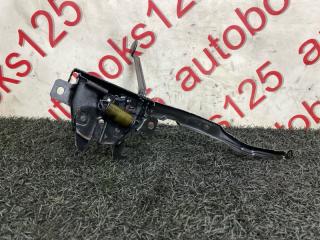 Замок капота HYUNDAI Terracan HP D4BH 2 ракурс