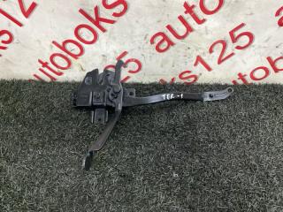 Замок капота HYUNDAI Terracan HP D4BH 1 ракурс