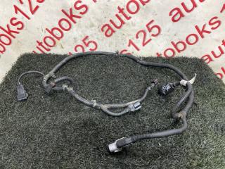 Проводка под капотом Hyundai Starex A1 D4CB 919704A121 1 ракурс