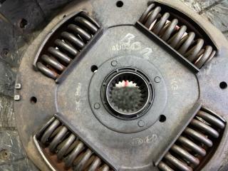 Корзина сцепления Kia Bongo PU J3 4D0104D030 4 ракурс