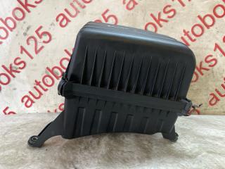 Корпус воздушного фильтра Kia Mohave HM D6EA 281102J100 2 ракурс