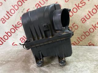 Корпус воздушного фильтра Kia Mohave HM D6EA 281102J100 5 ракурс