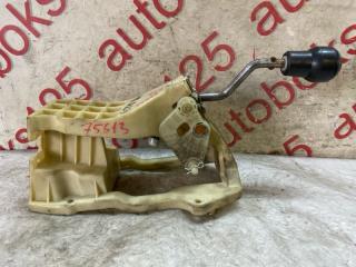Ручка кпп Hyundai Grand Starex TQ D4CB 437004HXXX 3 ракурс Ручка кпп Hyundai Grand Starex TQ D4CB 437004HXXX 3 ракурс