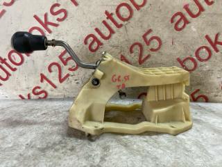 Ручка кпп Hyundai Grand Starex TQ D4CB 437004HXXX 1 ракурс Ручка кпп Hyundai Grand Starex TQ D4CB 437004HXXX 1 ракурс