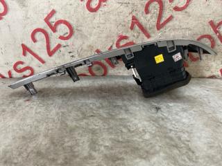 Решетка вентиляционная левая Daewoo Winstorm KLAC Z20S 96630044 2 ракурс