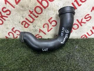 Патрубок воздушного фильтра Kia Bongo PU J3 281304E400 2 ракурс