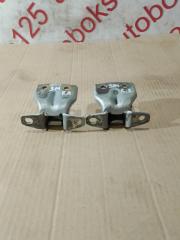 Петля дверная правая задняя HYUNDAI Santa Fe SM D4EA 1 ракурс