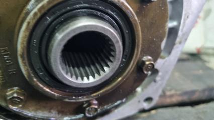 Раздатка Kia Bongo PU J3 Y051100556 5 ракурс