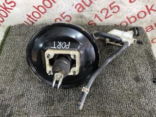 Главный тормозной цилиндр Hyundai Porter D4CB 586004F010, 586104F010 3 ракурс Главный тормозной цилиндр Hyundai Porter D4CB 586004F010, 586104F010 3 ракурс