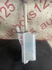 Бачок омывателя Kia Sorento BL D4CB 986103E300, 986103E400 4 ракурс Бачок омывателя Kia Sorento BL D4CB 986103E300, 986103E400 4 ракурс