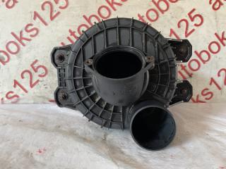 Корпус воздушного фильтра Kia Bongo PU J3 281104E500 4 ракурс