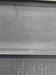 Накладка на стоп левая передняя Kia Bongo PU J3 858234E000 3 ракурс