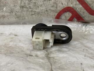 Выключатель концевой передний SsangYong Kyron DJ D20DT 8573008000 3 ракурс