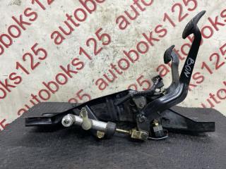 Педаль сцепления Kia Bongo PU J3 4 ракурс