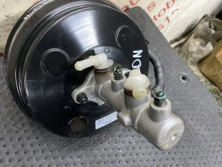 Главный тормозной цилиндр Kia Bongo PU J3 328004E001, 585004E001, 586104E001 4 ракурс