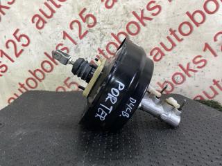 Главный тормозной цилиндр Hyundai Porter D4CB 586004F010, 586104F010 1 ракурс