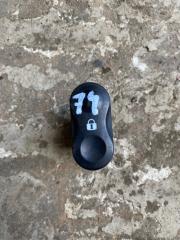 Запчасть кнопка блокировки двери Renault Logan 2011