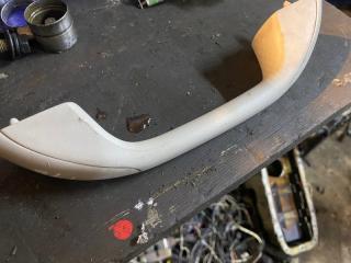 Запчасть ручка потолка Renault Duster 2012