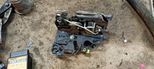 Замок боковой двери передний левый Renault Logan 2 2017