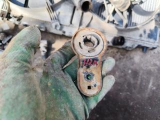 Запчасть крепление радиатора левое Kia Spectra 2006