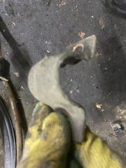 Запчасть крепление рулевой рейки Daewoo Nexia 2012