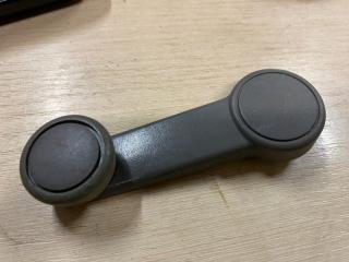 Запчасть ручка стеклоподъемника Ford Focus 1999