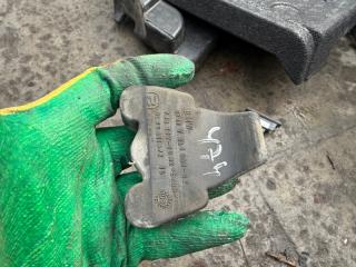 Запчасть подушка радиатора BMW X5 2009